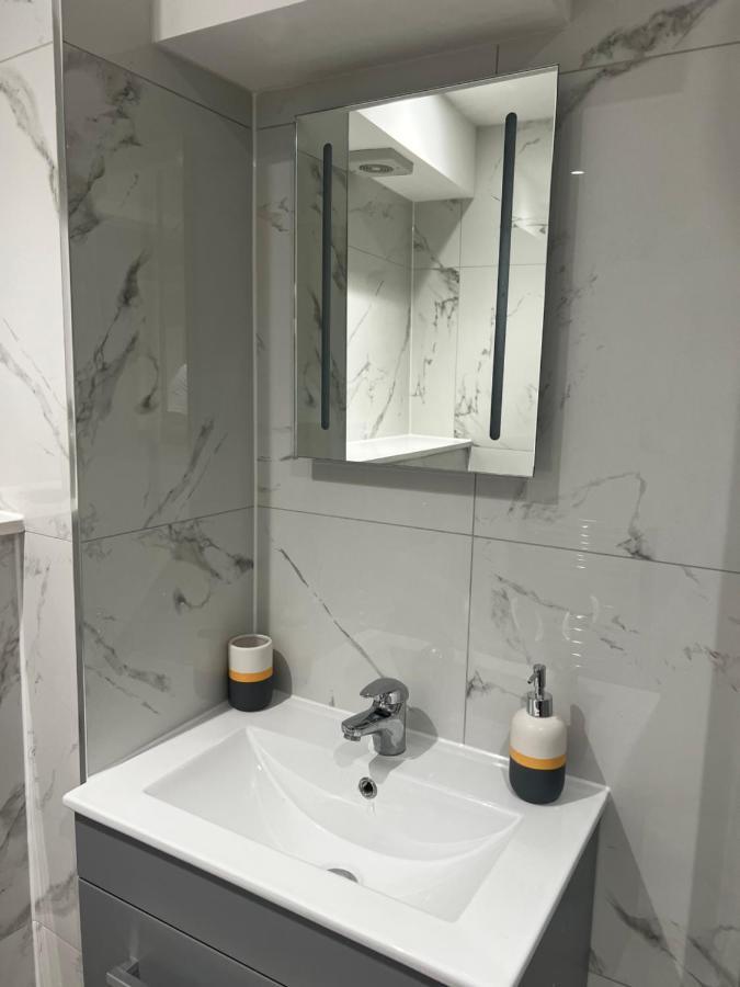 Flat In London Apartment Exterior photo